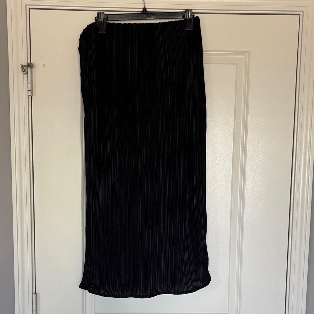 Gilli Black Midi Skirt